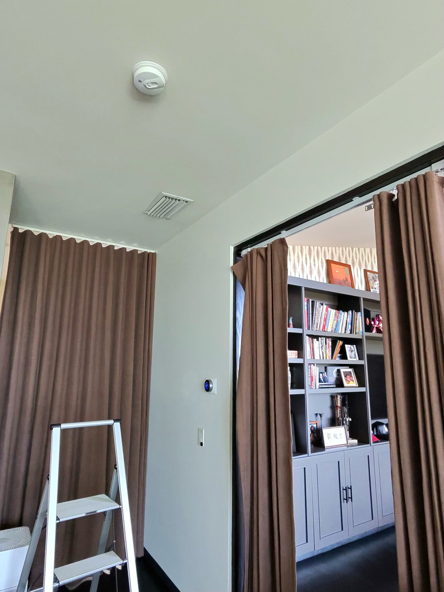 Custom Drapery & Curtains in Los Angeles